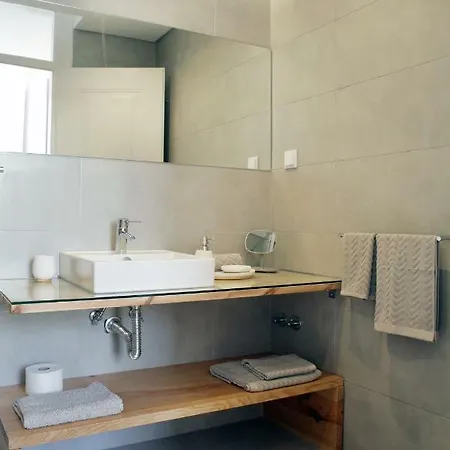 Tejo90 - Penthouse By The River Apartment